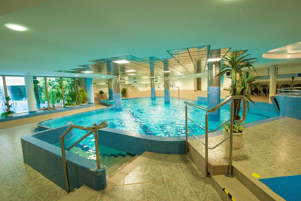 Sport-V-Hotel Hrotovice Dış mekan fotoğraf