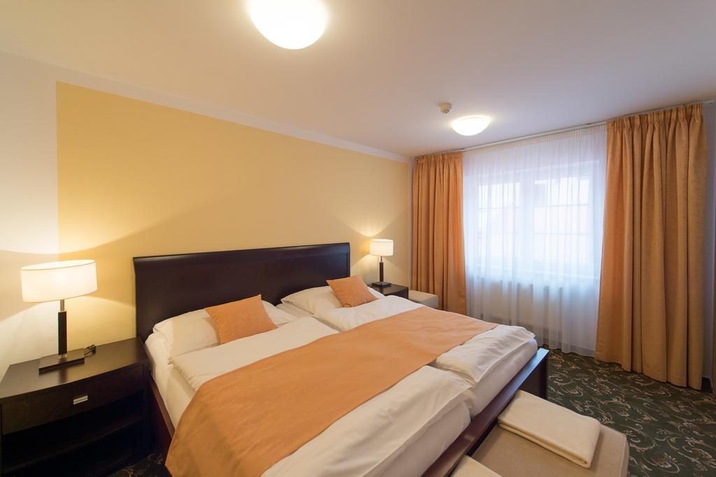Sport-V-Hotel Hrotovice Dış mekan fotoğraf